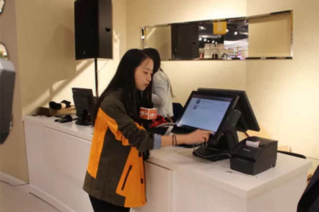  rfid traz luz para uma das maiores lojas de departamento em tempo 5 