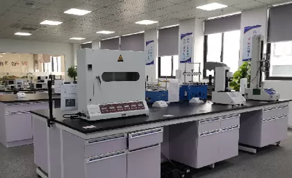 O Century Test Center-Teste proprietário-garante a função, o desempenho de todos os produtos Century EAS e RFID