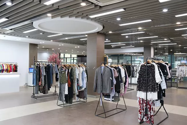 welcome to visit century smart and interactive business experience center 1 welcome to visit century smart and interactive business experience center 1